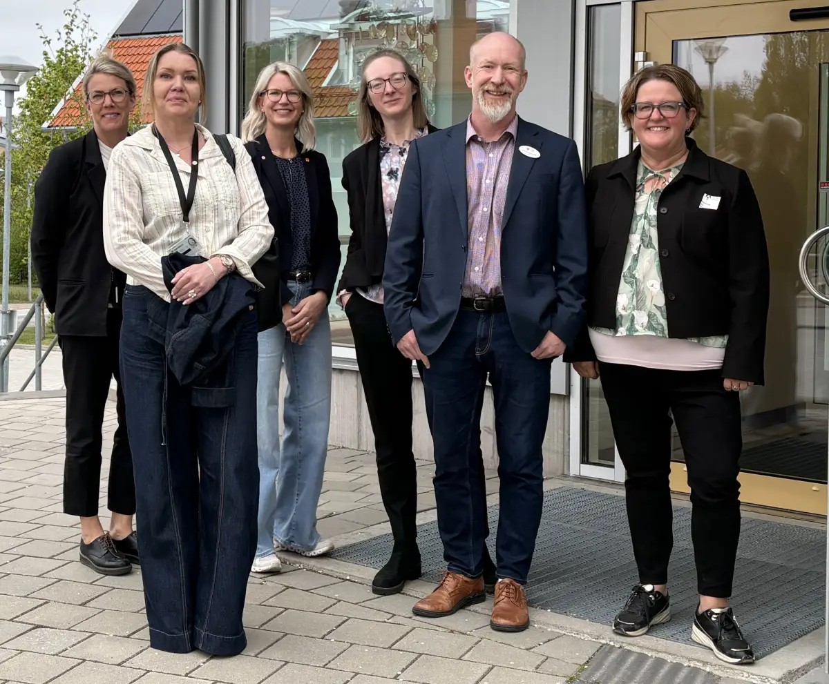 Bilden visar representanter från Torsås kommun, Trafikverket och Region Kalmar län.